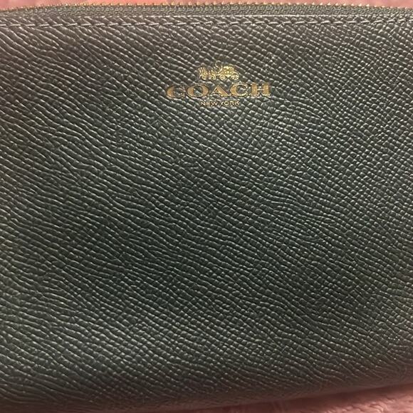 Green Coach Wristlet NWOT; NO CALLOUTS - Picture 2 of 9